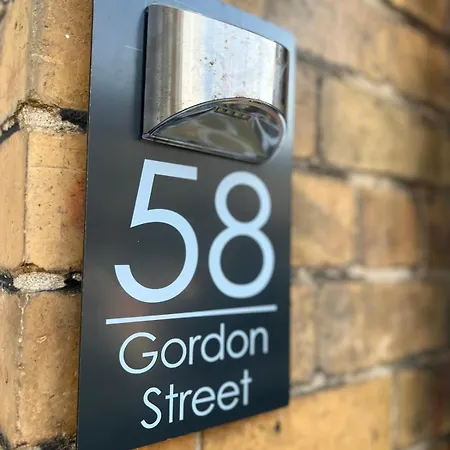 Апартаменты Cosy Corner On Gordon Street *