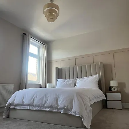Apartment Cosy Corner On Gordon Street Scarborough